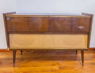 Combinado valvular Grundig AM / FM excelente estado